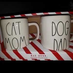 Rae Dunn Cat Mom Dog Dad mug set